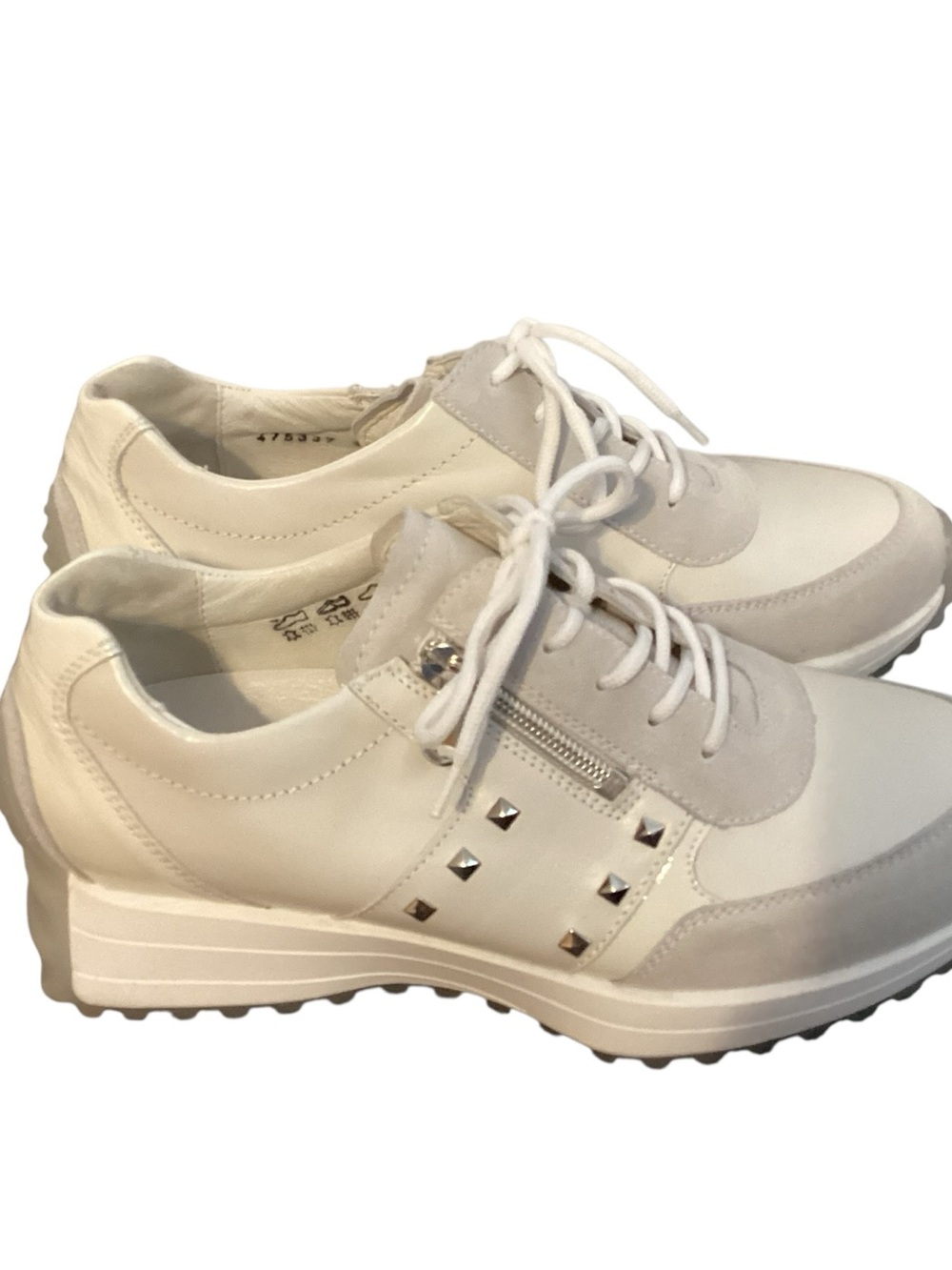 Waldlaufer European Walking shoe in white leather size 7.5